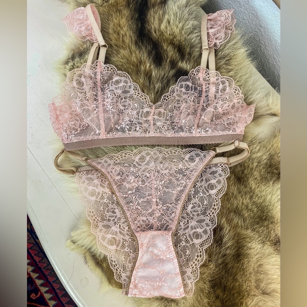 Pink French lace romantic lingerie set Valentine’s Day